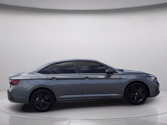 2023 Platinum Gray Metallic Volkswagen Jetta 1.5T SE FWD Sedan