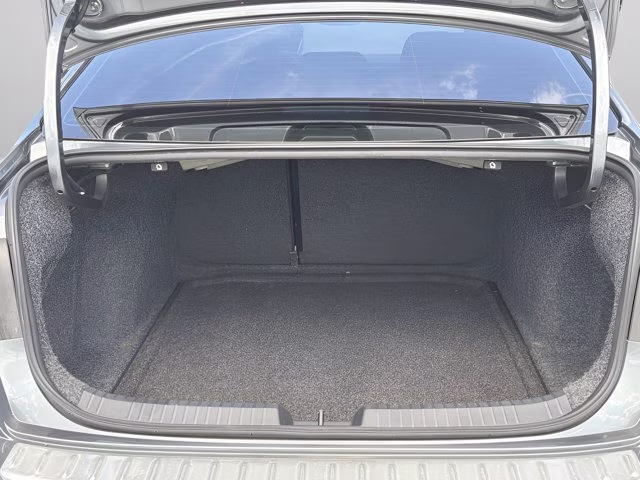 2023 Platinum Gray Metallic Volkswagen Jetta 1.5T SE FWD Sedan