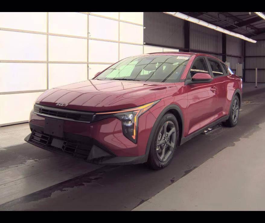 2025 Currant Red Kia K4 LXS FWD Sedan