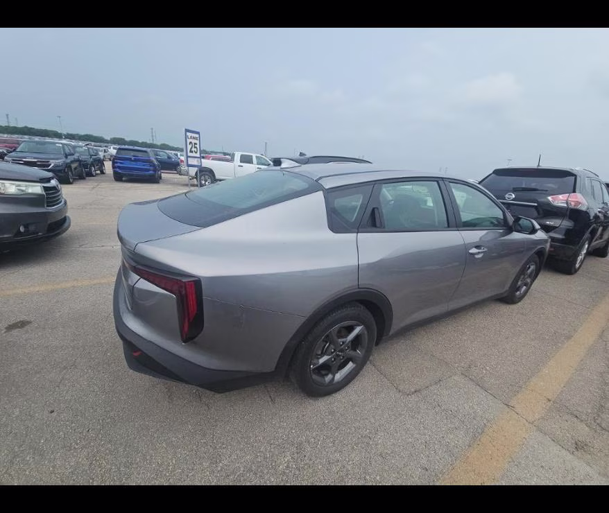 2025 Steel Gray Kia K4 LXS FWD Sedan