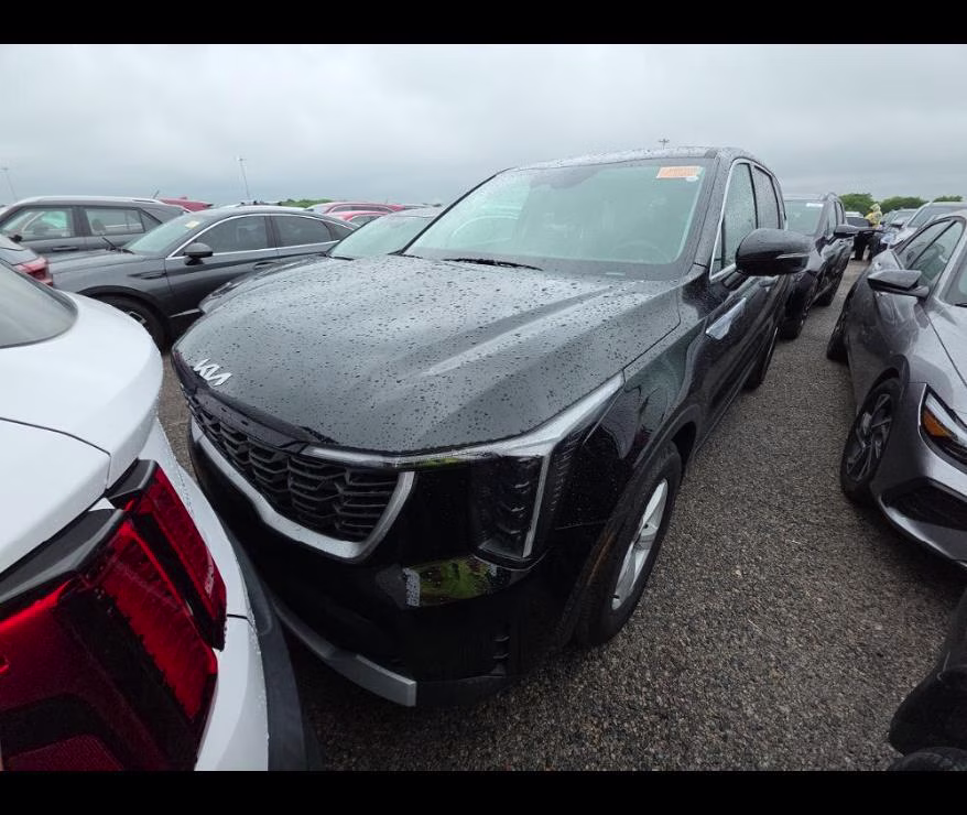 2025 Ebony Black Kia Sorento LX FWD SUV