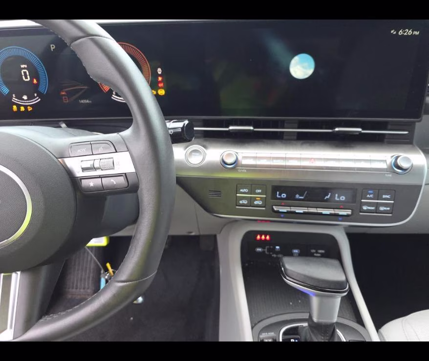 2025 Mirage Green Hyundai Kona SEL FWD SUV
