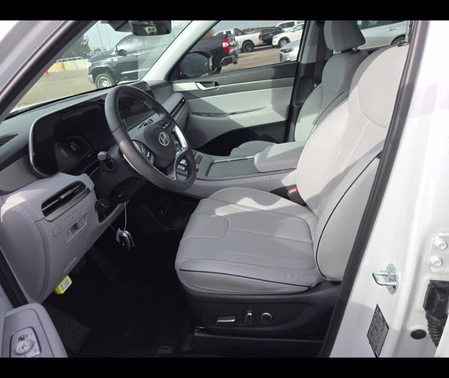 2025 Hyper White Hyundai Palisade SEL FWD SUV