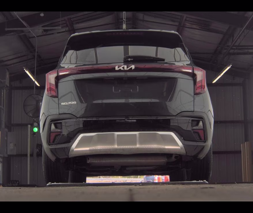 2025 Gravity Gray Kia Seltos EX FWD SUV