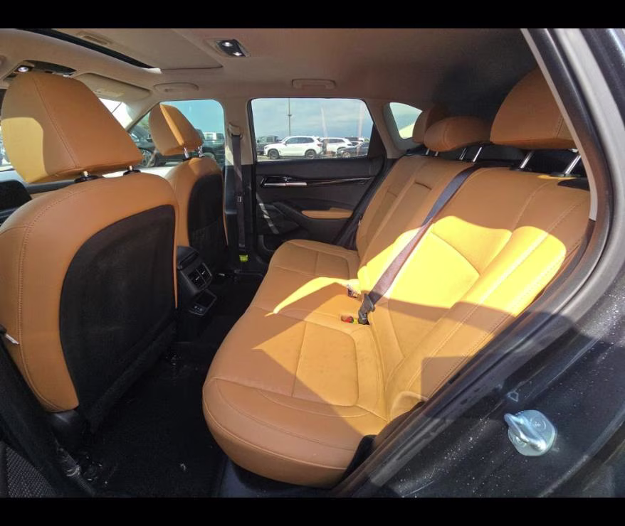 2025 Gravity Gray Kia Seltos EX FWD SUV