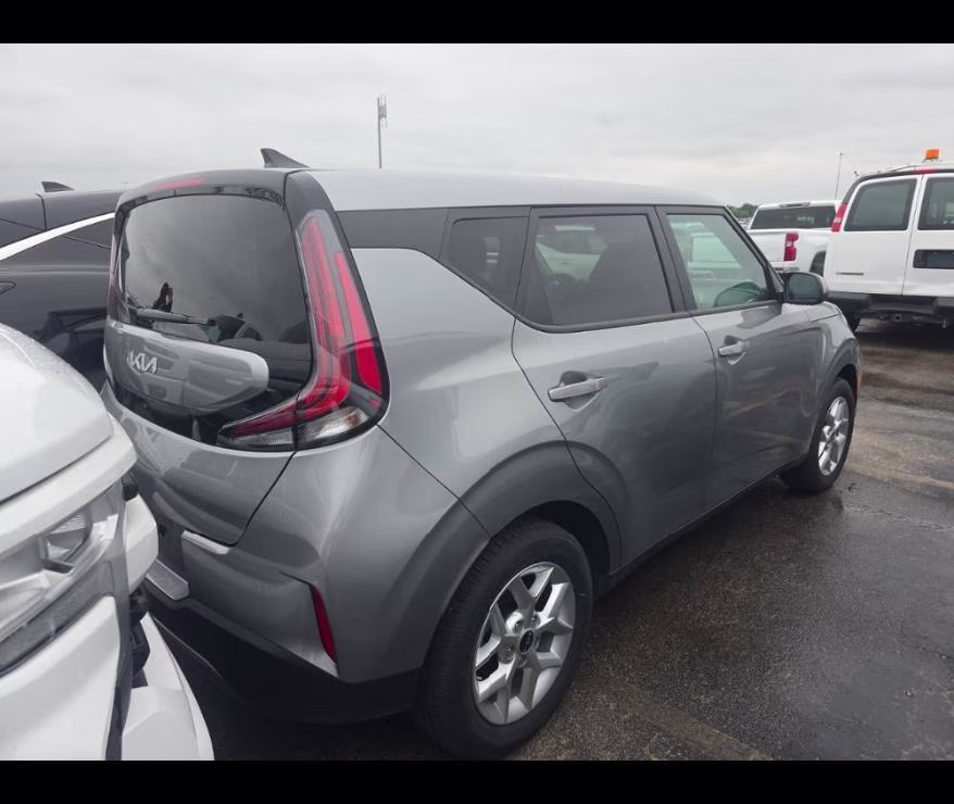 2025 Kia Soul LX FWD Hatchback