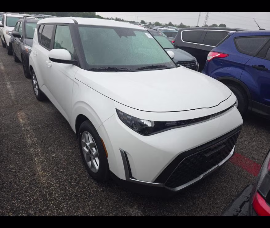 2025 Kia Soul LX FWD Hatchback