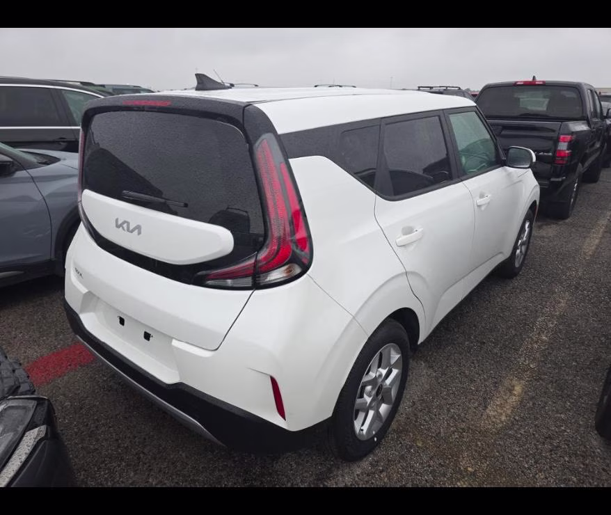 2025 Kia Soul LX FWD Hatchback