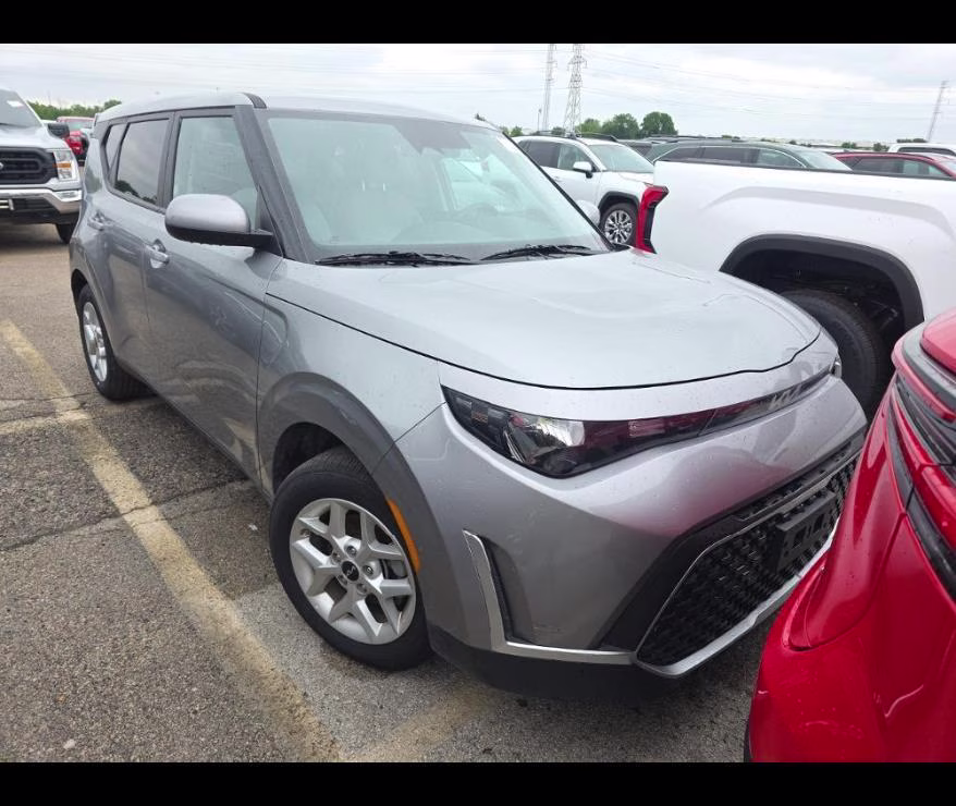 2025 Kia Soul LX FWD Hatchback
