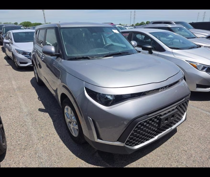 2025 Kia Soul LX FWD Hatchback