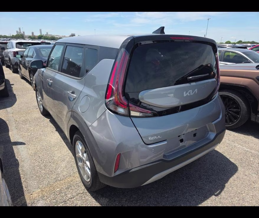 2025 Kia Soul LX FWD Hatchback
