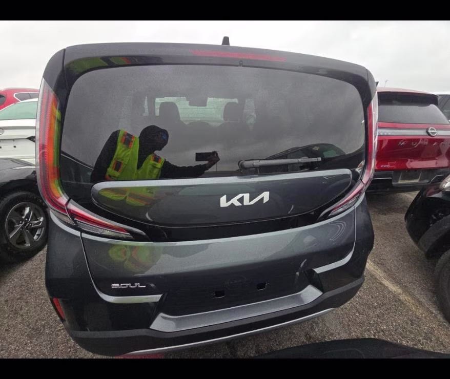 2025 Kia Soul LX FWD Hatchback