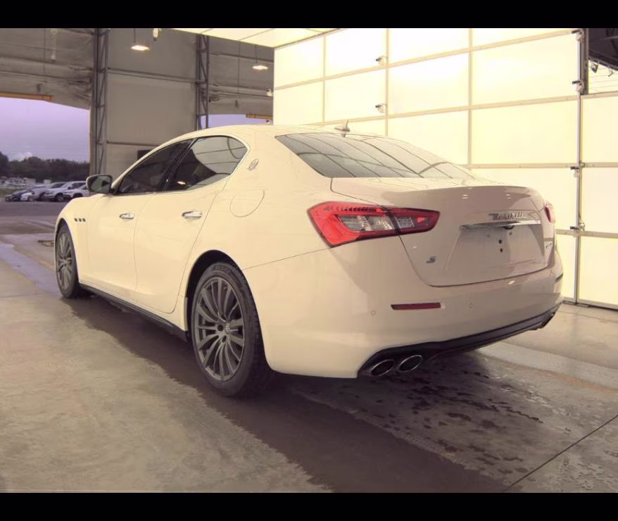 2020 Bianco Maserati Ghibli S RWD Sedan