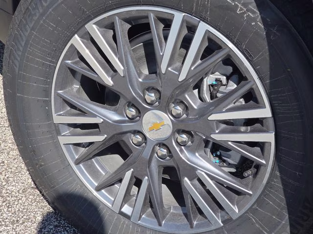 2026 Summit White Chevrolet Traverse LT AWD SUV