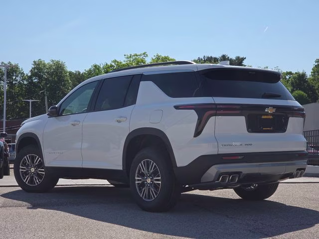 2026 Summit White Chevrolet Traverse LT AWD SUV