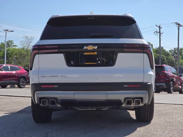 2026 Summit White Chevrolet Traverse LT AWD SUV