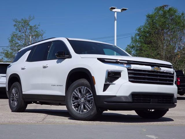 2026 Summit White Chevrolet Traverse LT AWD SUV