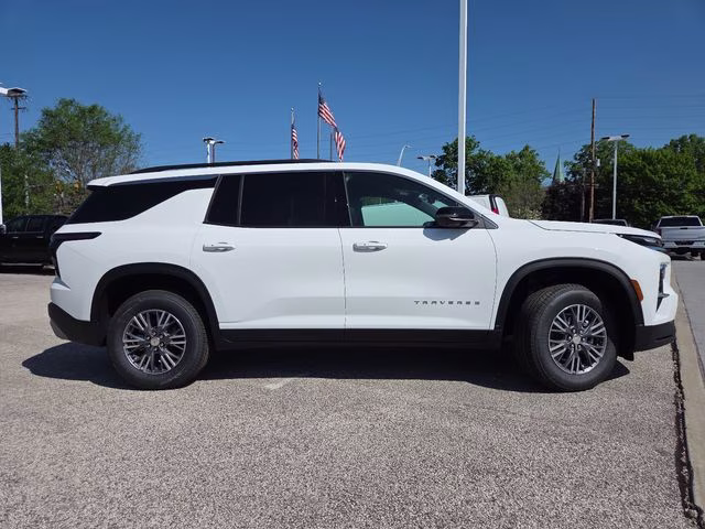 2026 Summit White Chevrolet Traverse LT AWD SUV