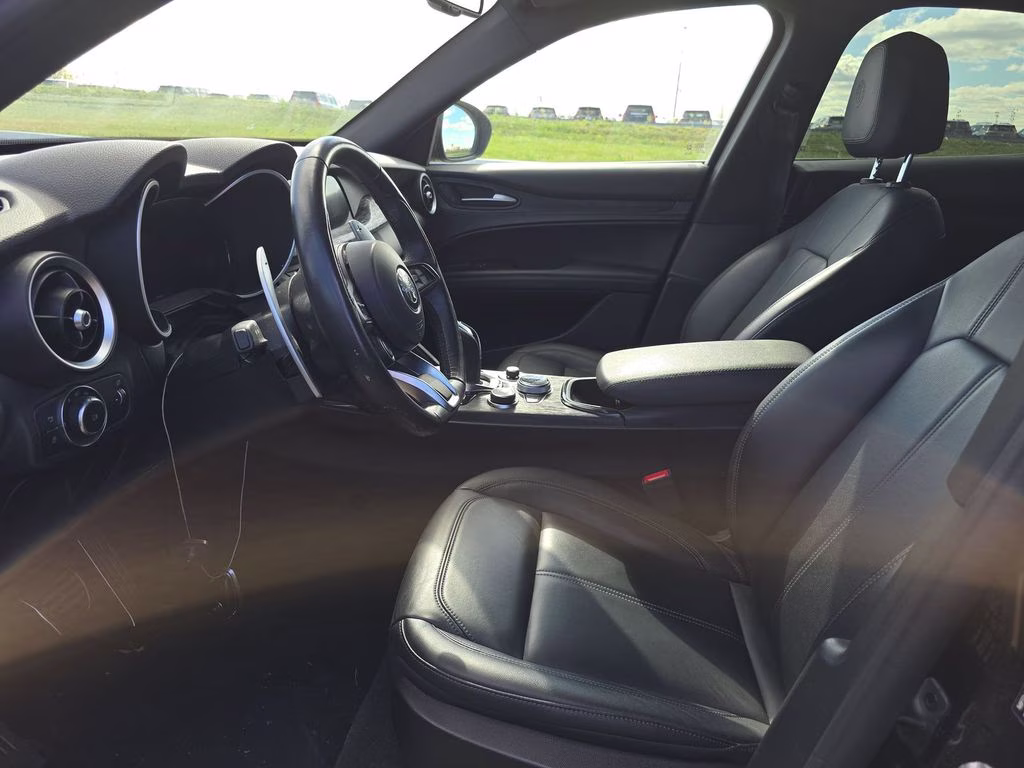 2024 Vulcano Black Metallic Alfa Romeo Stelvio Sprint AWD SUV