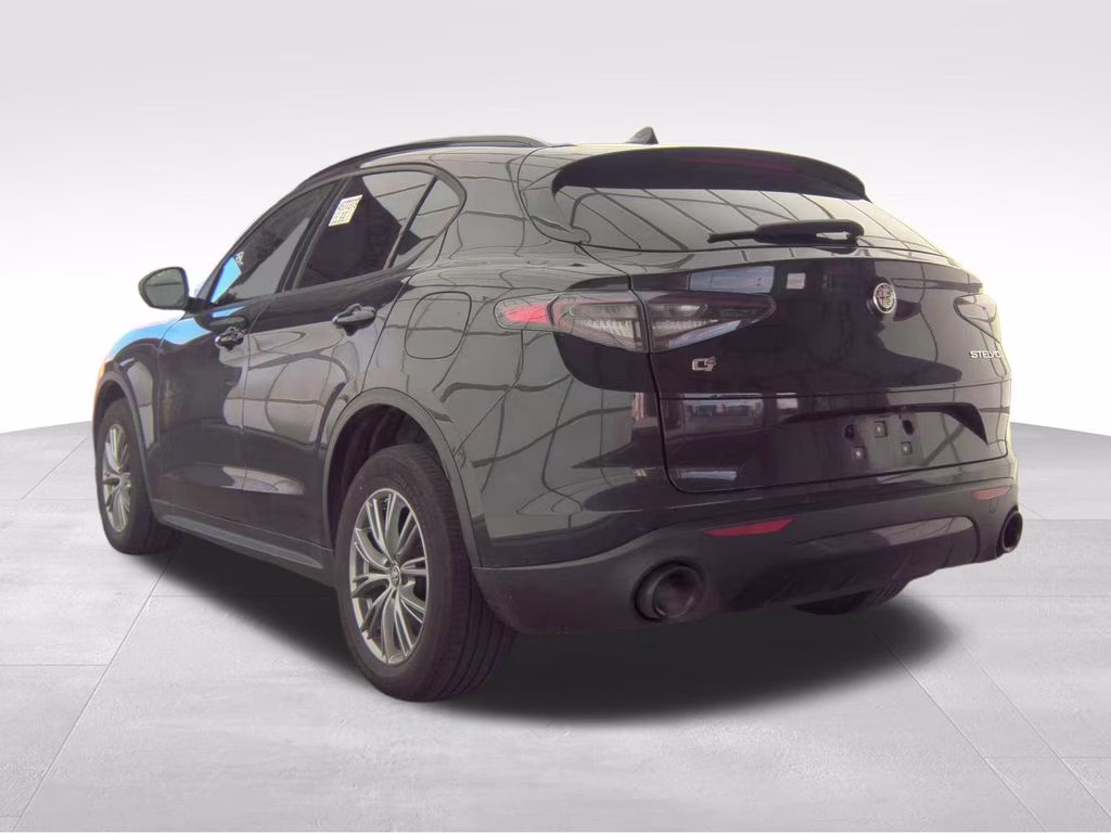 2024 Vulcano Black Metallic Alfa Romeo Stelvio Sprint AWD SUV