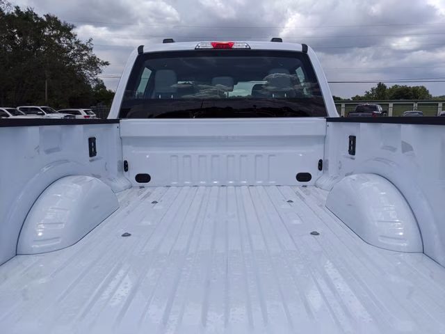 2026 Oxford White Ford Super Duty F-250 SRW XL 4X4 Truck