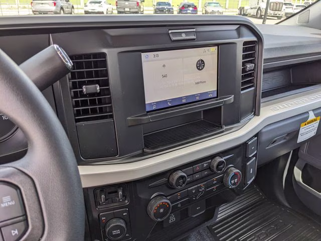 2026 Oxford White Ford Super Duty F-250 SRW XL 4X4 Truck