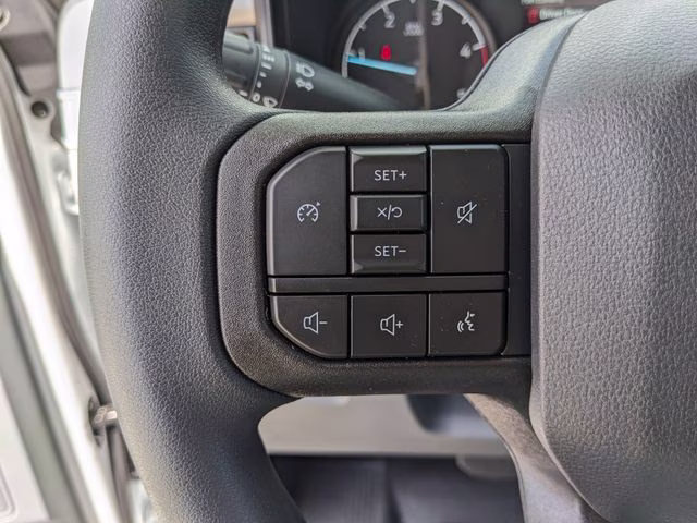 2026 Oxford White Ford Super Duty F-250 SRW XL 4X4 Truck