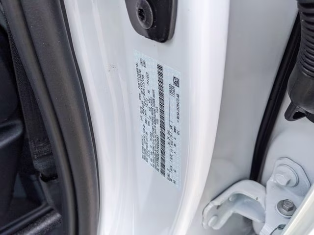 2026 Oxford White Ford Super Duty F-250 SRW XL 4X4 Truck