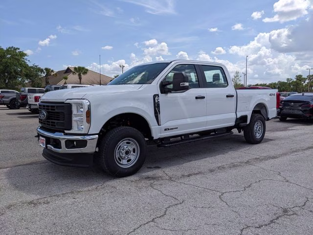 2026 Oxford White Ford Super Duty F-250 SRW XL 4X4 Truck