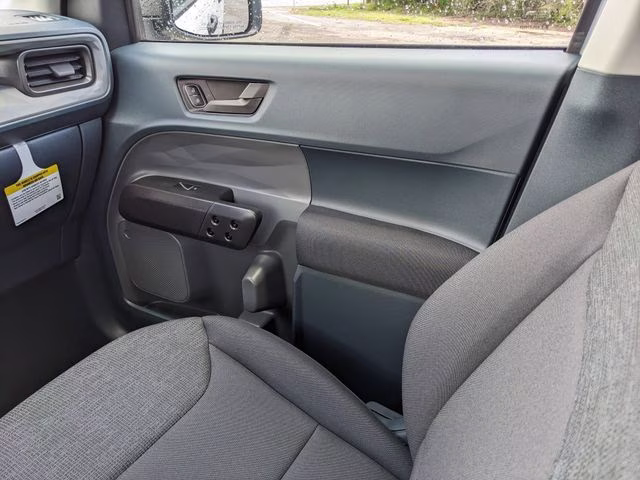2026 Oxford White Ford Maverick XL FWD Truck