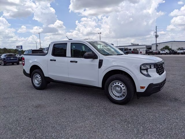 2026 Oxford White Ford Maverick XL FWD Truck