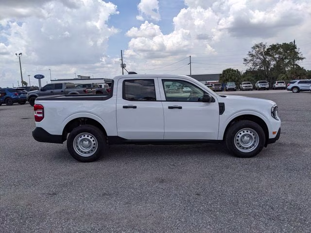 2026 Oxford White Ford Maverick XL FWD Truck