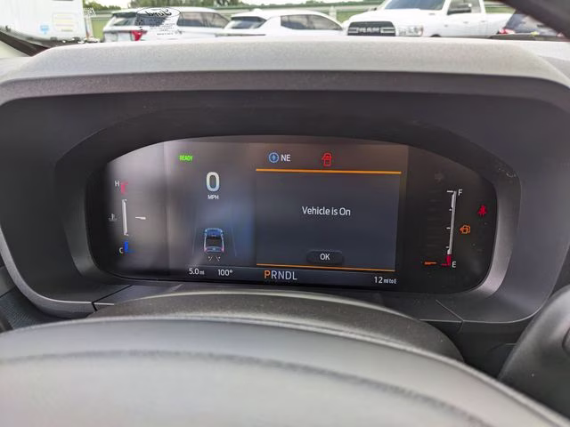 2026 Oxford White Ford Maverick XL FWD Truck