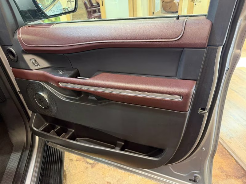 2024 Ford Expedition Max Limited Sport Utility 4D 4X4