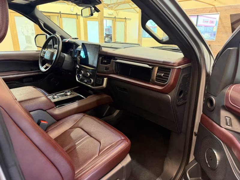 2024 Ford Expedition Max Limited Sport Utility 4D 4X4