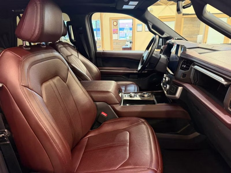 2024 Ford Expedition Max Limited Sport Utility 4D 4X4