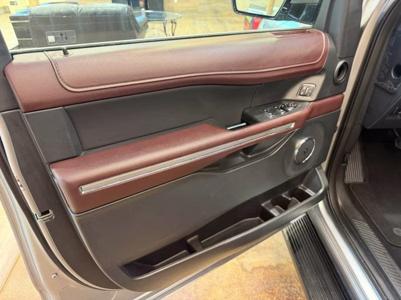 2024 Ford Expedition Max Limited Sport Utility 4D 4X4