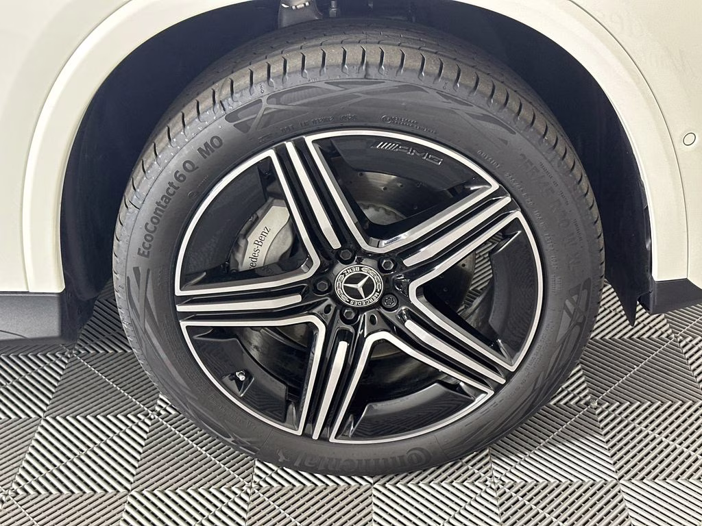 2023 Polar White Mercedes-Benz GLC GLC 300 RWD SUV