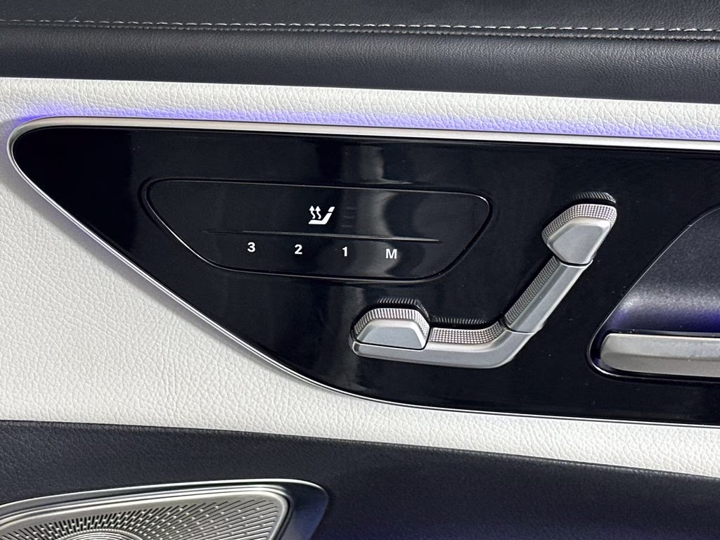 2023 Polar White Mercedes-Benz GLC GLC 300 RWD SUV