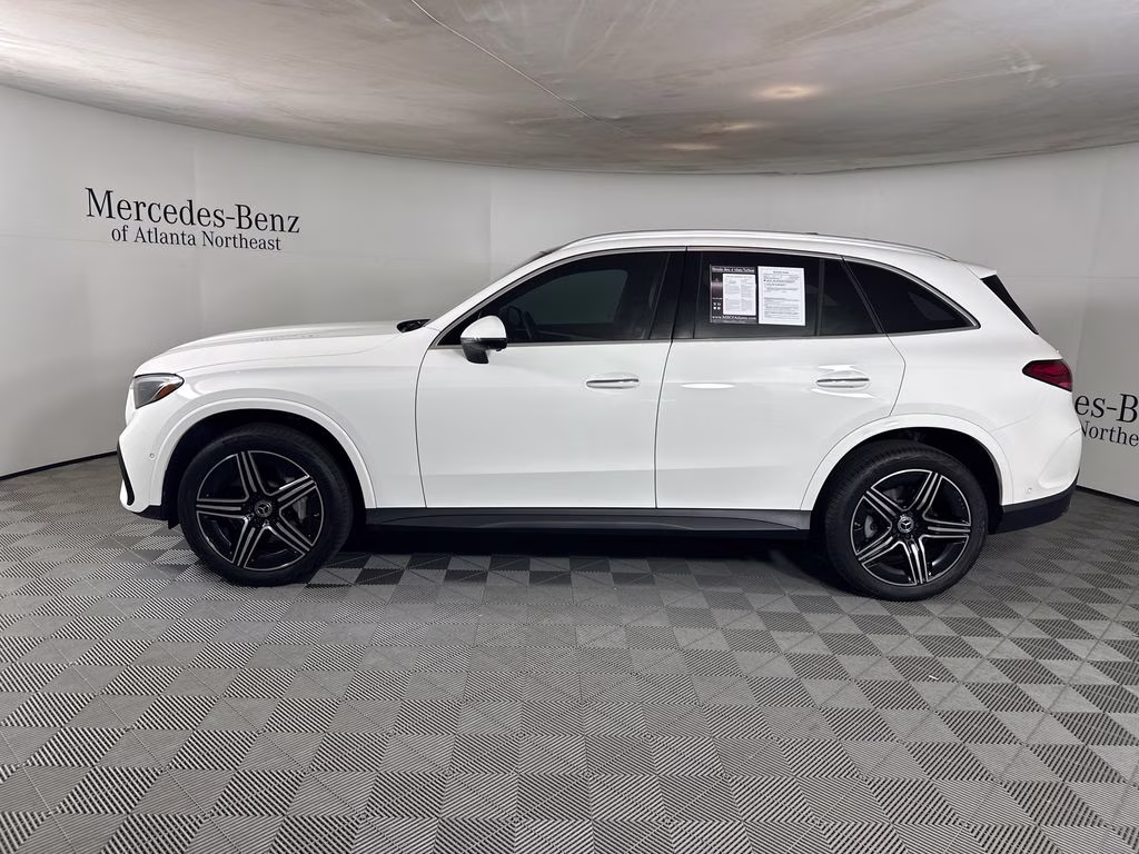 2023 Polar White Mercedes-Benz GLC GLC 300 RWD SUV
