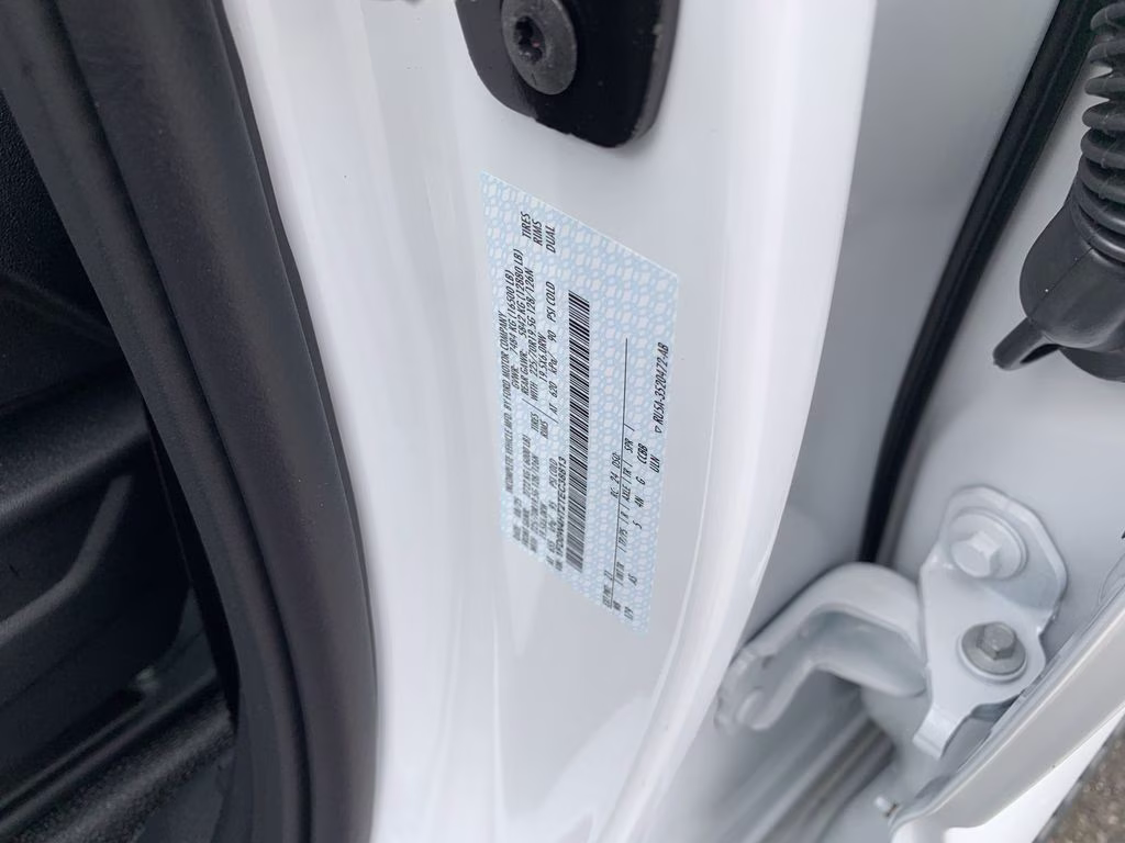 2026 Oxford White Ford Super Duty F-450 DRW XL 4X4 Chassis