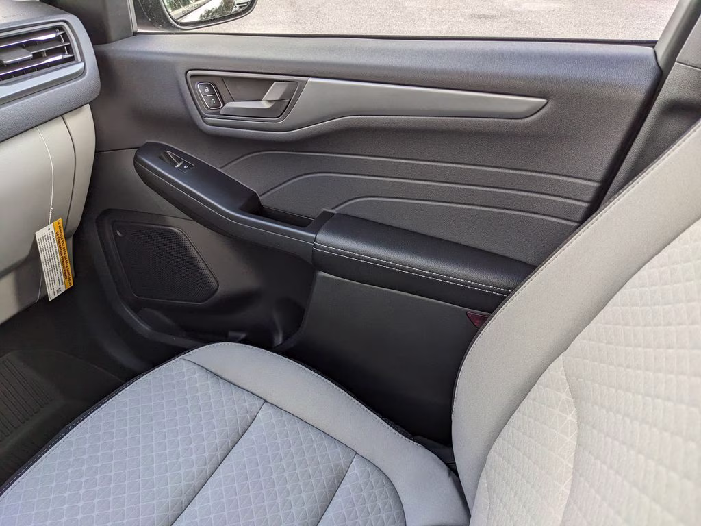 2026 Agate Black Metallic Ford Escape Active FWD SUV
