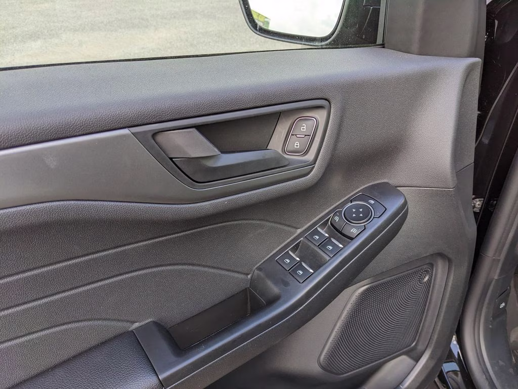 2026 Agate Black Metallic Ford Escape Active FWD SUV