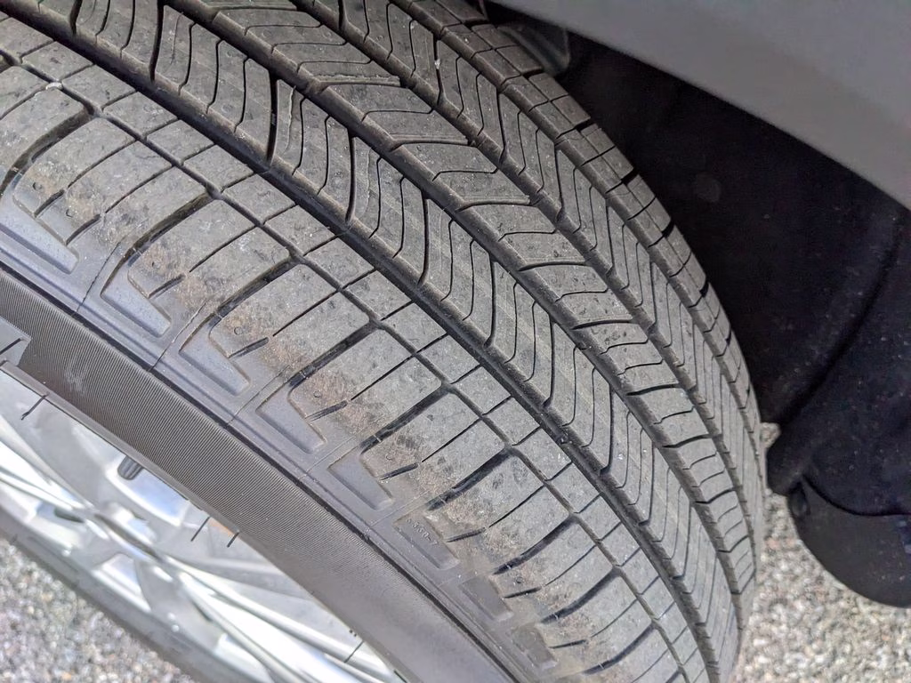 2026 Agate Black Metallic Ford Escape Active FWD SUV