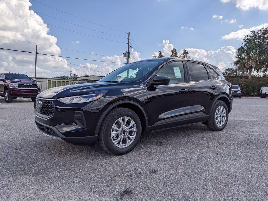 2026 Agate Black Metallic Ford Escape Active FWD SUV