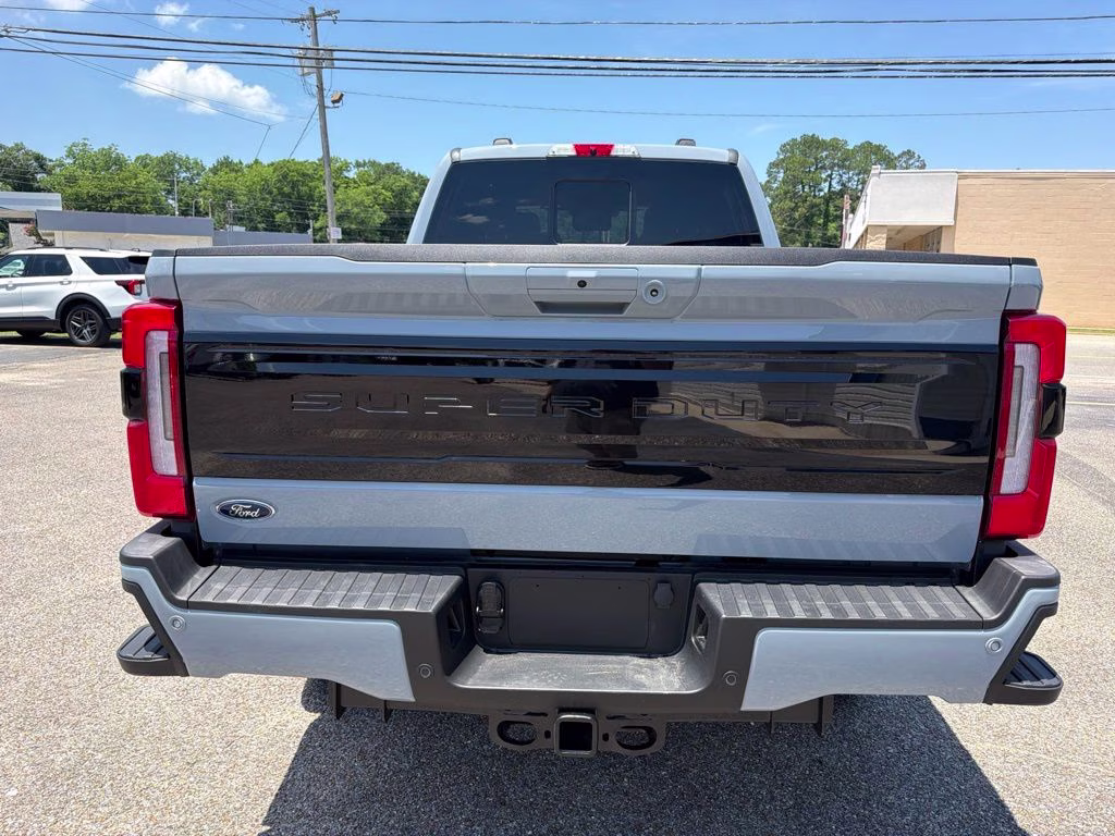 2026 Glacier Gray Metallic TriCoat Ford Super Duty F-350 SRW Platinum 4X4 Truck