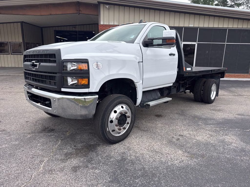2023 Summit White Chevrolet Silverado 4500HD Work Truck 4X4 Truck