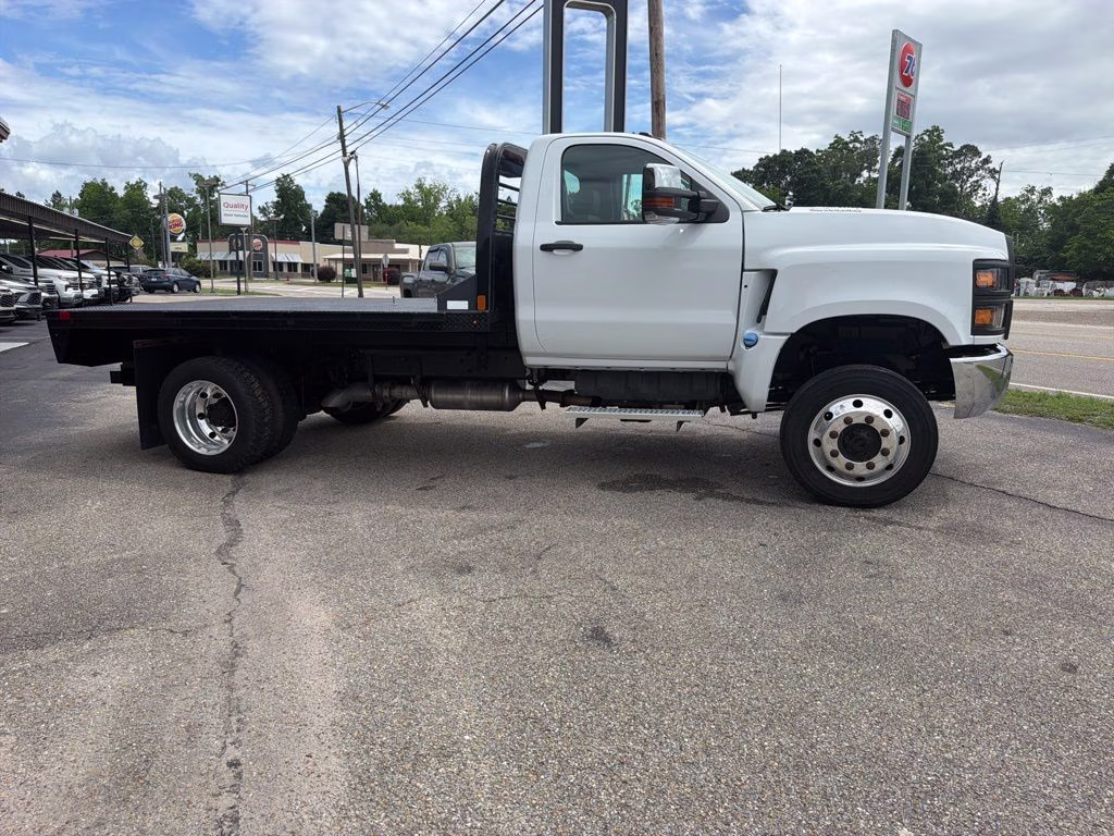 2023 Summit White Chevrolet Silverado 4500HD Work Truck 4X4 Truck