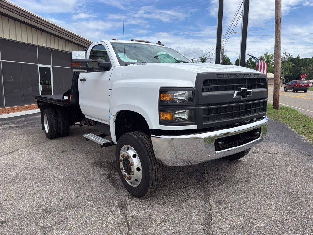2023 Summit White Chevrolet Silverado 4500HD Work Truck 4X4 Truck