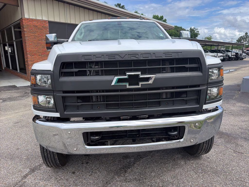 2023 Summit White Chevrolet Silverado 4500HD Work Truck 4X4 Truck